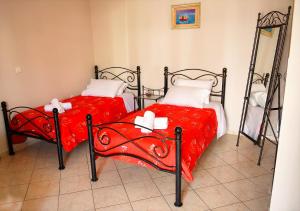 Aella Studios,Near Roman Aqueduct At Moria,0 star