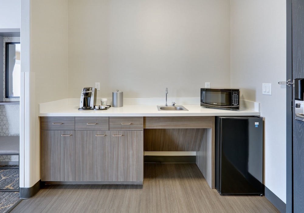 holiday inn yuma by ihg