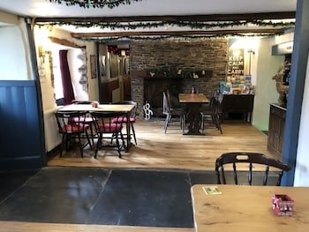 blue lion inn