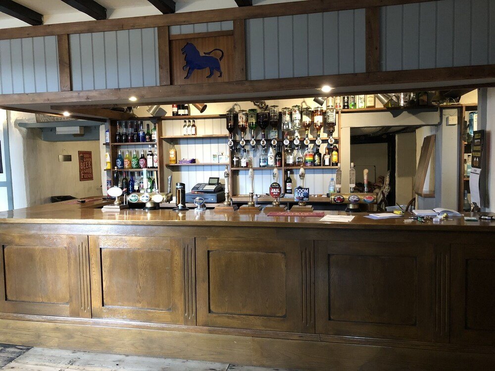 blue lion inn