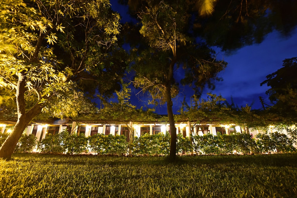 mediterraneo hotel and restaurant