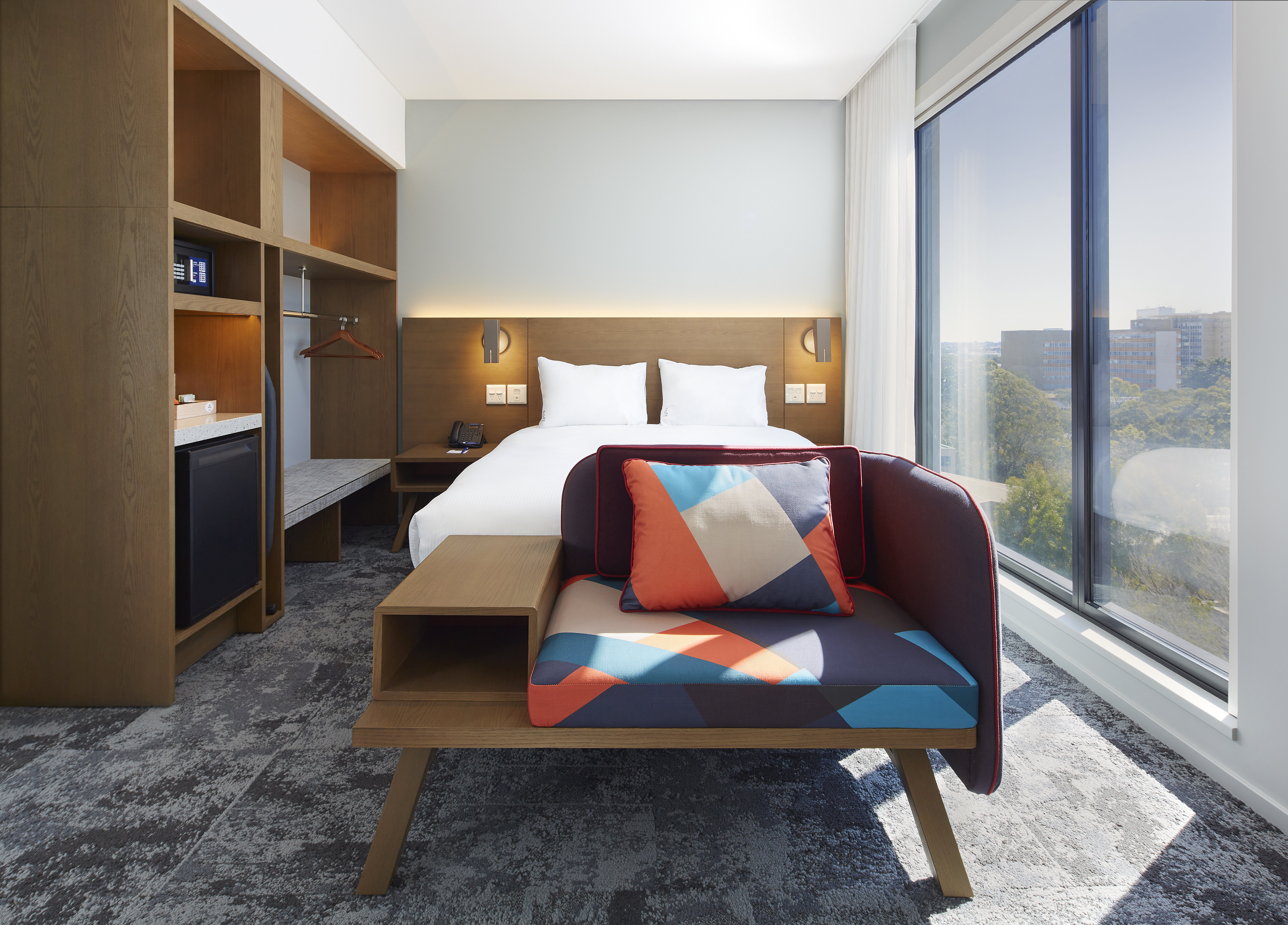 holiday inn express sydney airport an ihg hotel