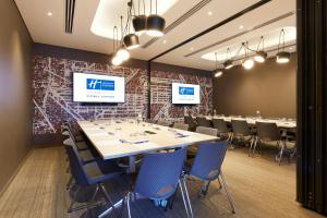 holiday inn express sydney airport an ihg hotel