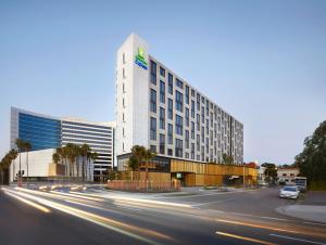 holiday inn express sydney airport an ihg hotel