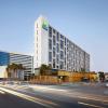 holiday inn express sydney airport an ihg hotel