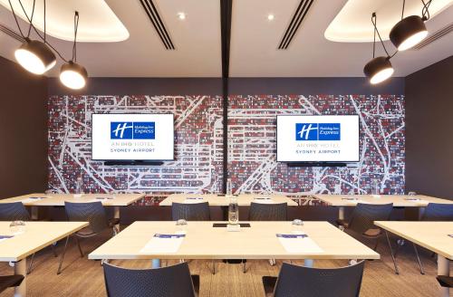 holiday inn express sydney airport an ihg hotel