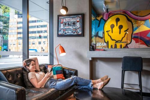 ink hotel melbourne southbank