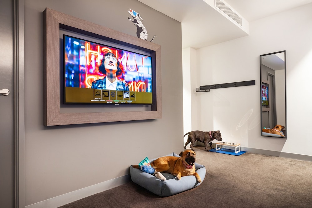 ink hotel melbourne southbank