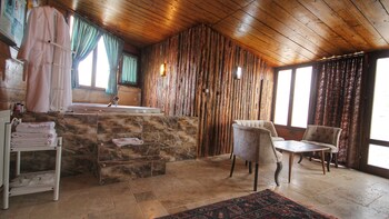 lovely cappadocia hotel