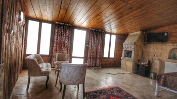 lovely cappadocia hotel