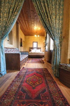 lovely cappadocia hotel