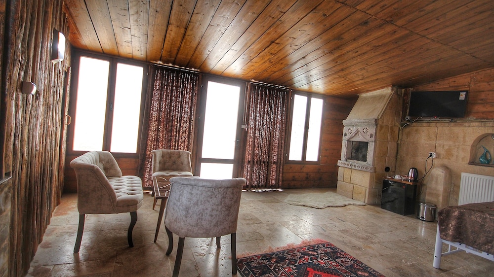 lovely cappadocia hotel