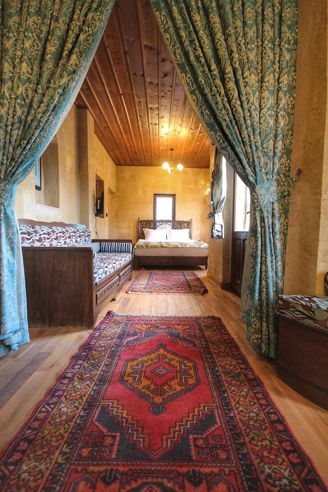 lovely cappadocia hotel