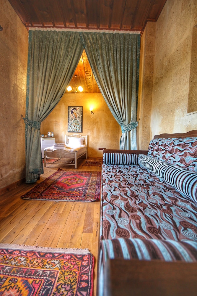 lovely cappadocia hotel