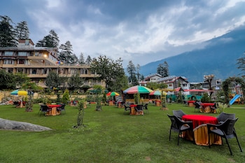 snow valley resorts and spa a centrally heated mountain side resorts