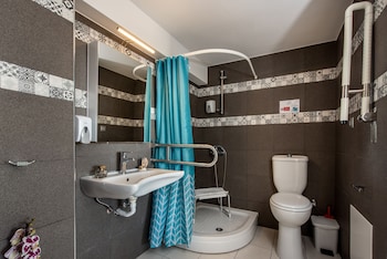 elimia suites and studios