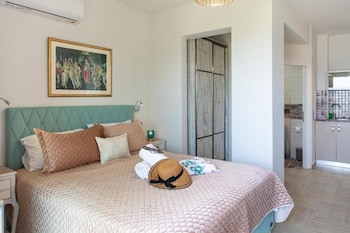 elimia suites and studios