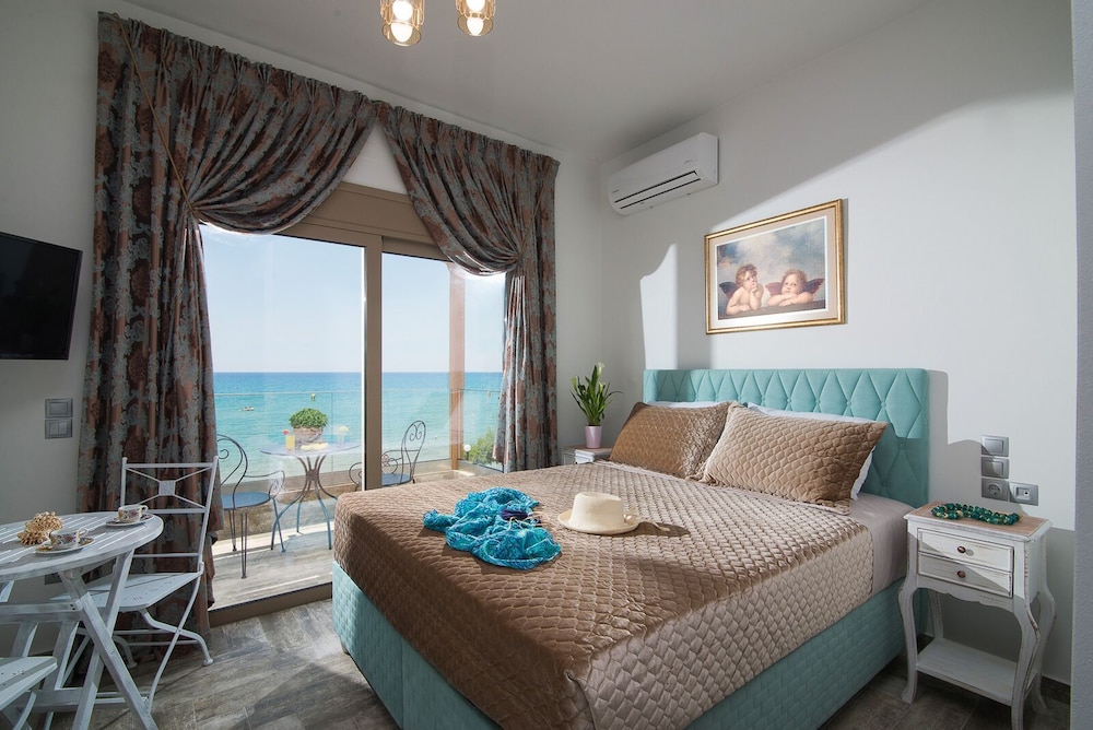 elimia suites and studios