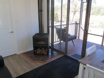 just red wines vineyard cabins