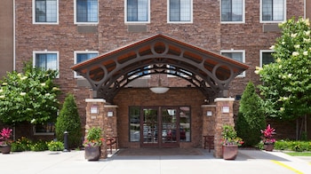 staybridge suites minneapolis bloomington by ihg