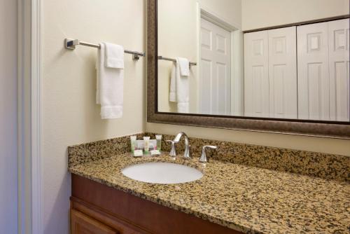 staybridge suites minneapolis bloomington by ihg