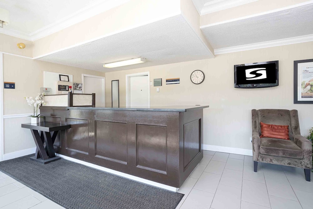 sandman inn blue river