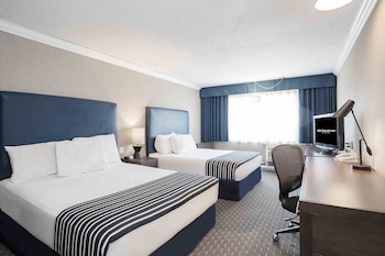 sandman inn blue river