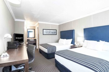 sandman inn blue river