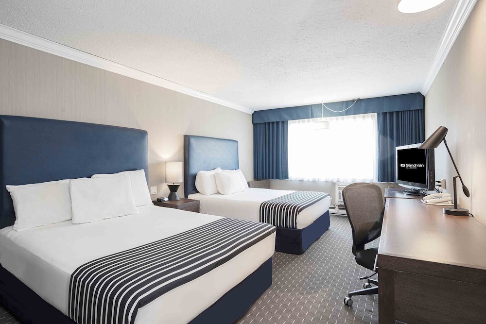 sandman inn blue river