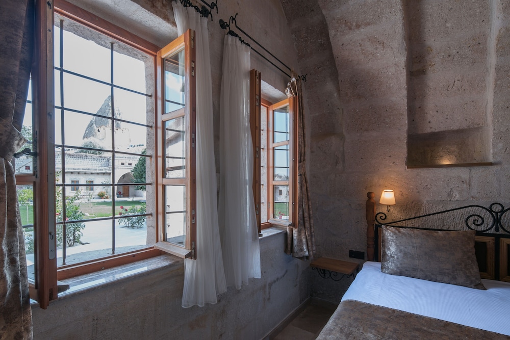 lunar cappadocia hotel