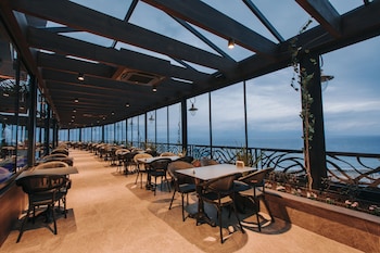 peerless villas hotel