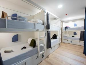 bluesock hostels madrid