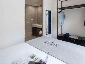 bluesock hostels madrid