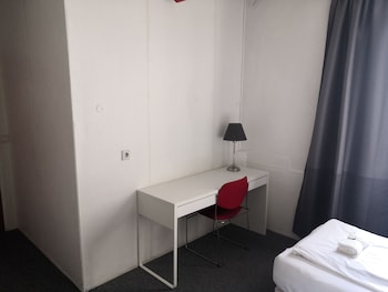 101 guesthouse hotel