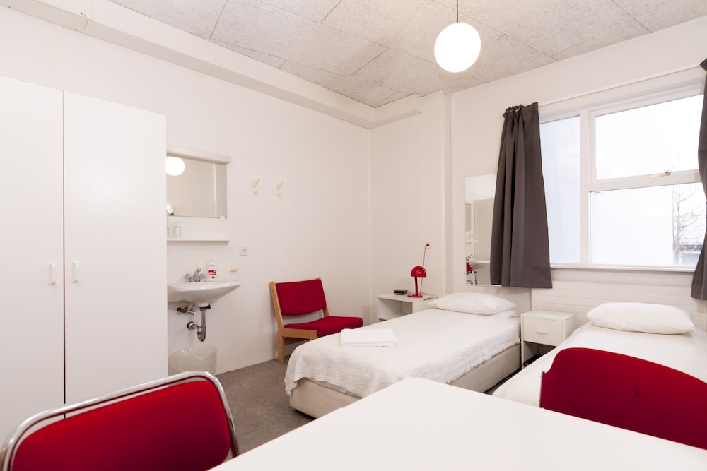 101 guesthouse hotel