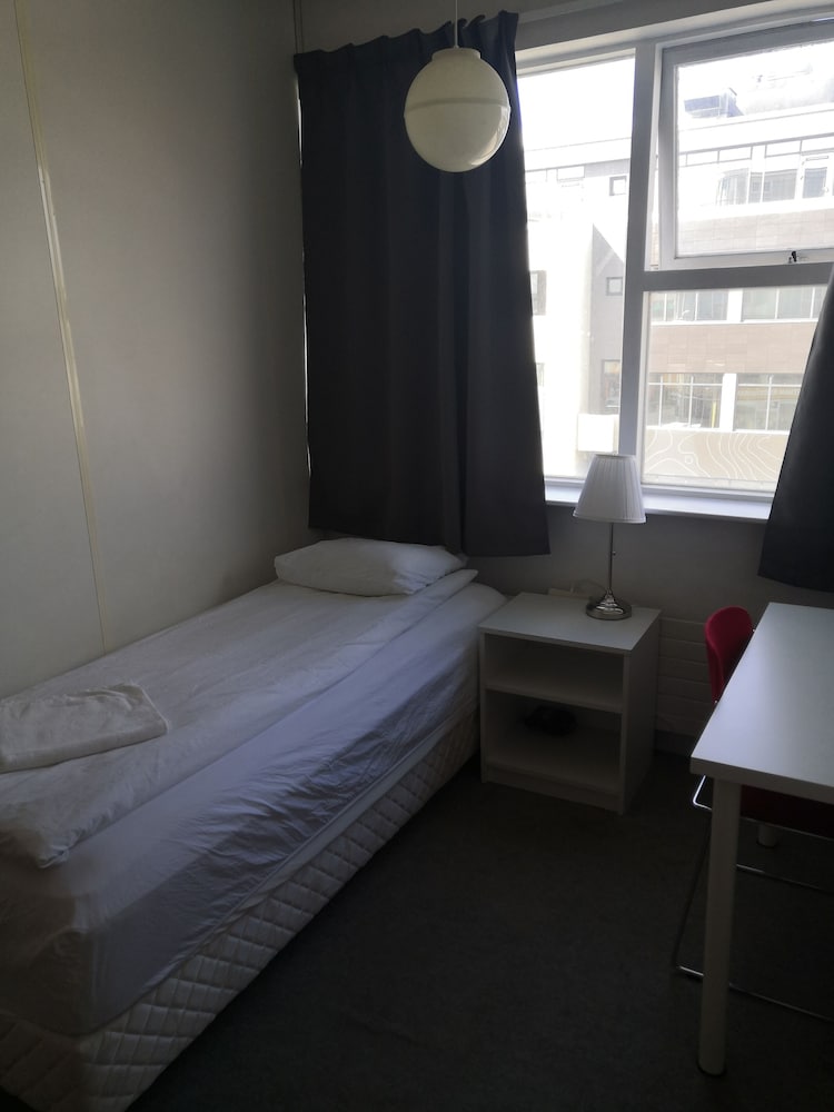 101 guesthouse hotel