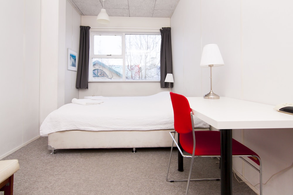 101 guesthouse hotel