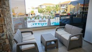 agnes deluxe hotel