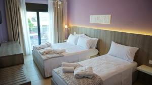 agnes deluxe hotel