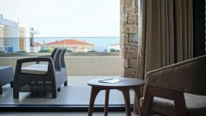 agnes deluxe hotel