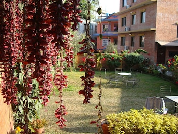 Royal Astoria Hotel,Kathmandu>>Burhanilkantha,4 star