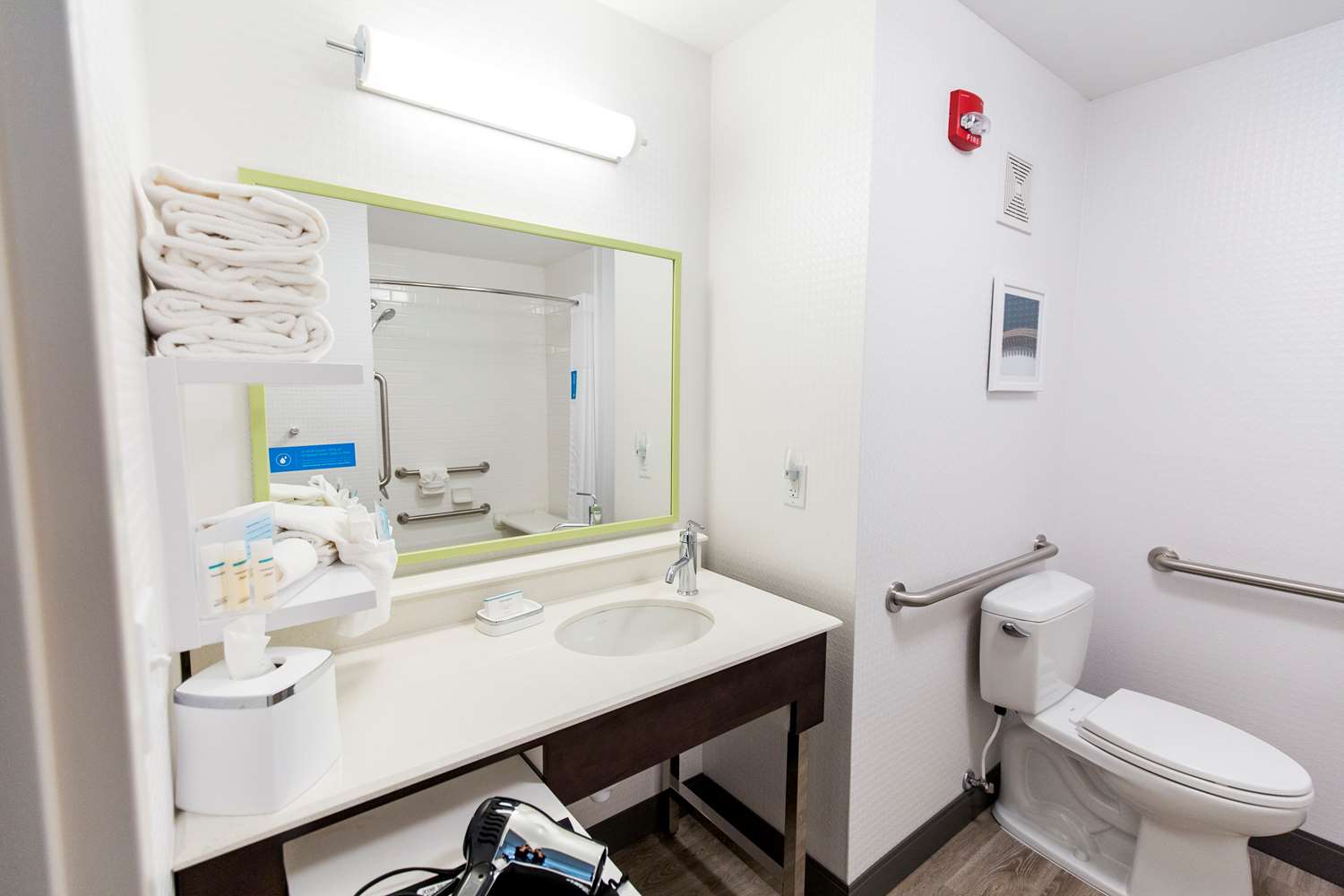hampton inn bismarck
