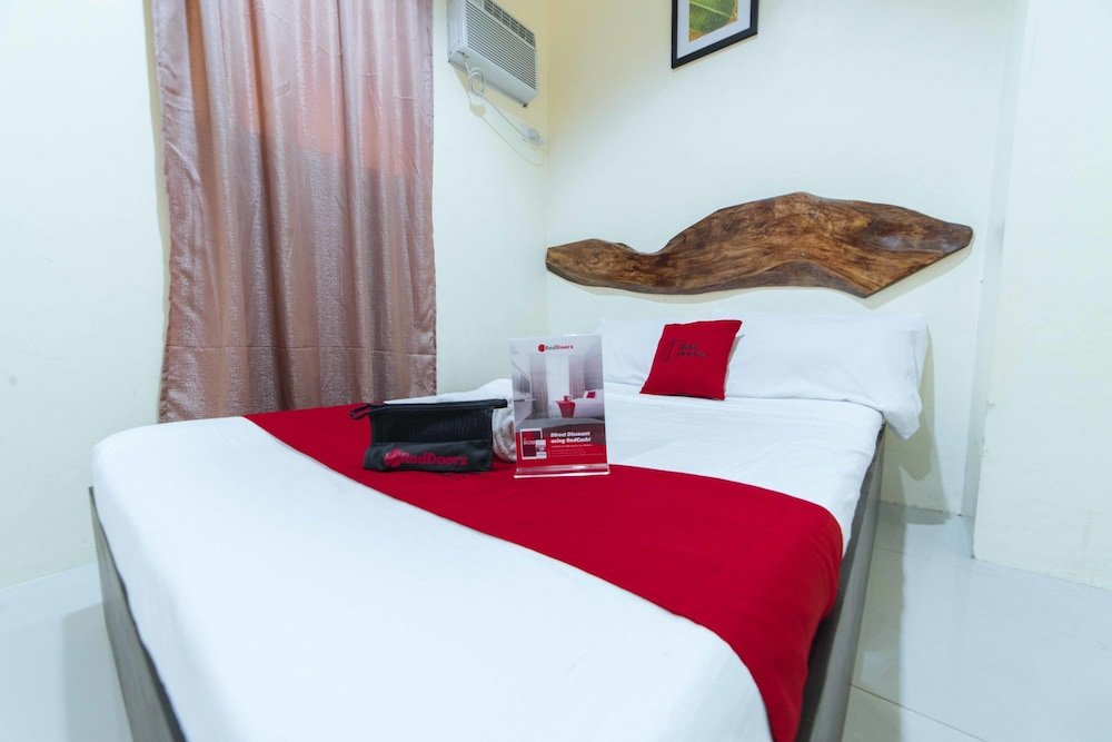 reddoorz near new government center