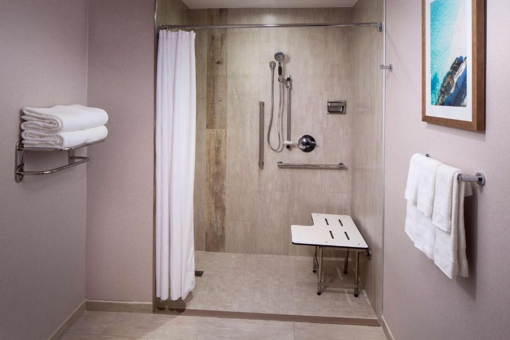hyatt place aruba airport