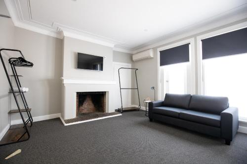 horse and jockey hotel homebush