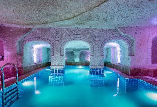 cappadocia ennar cave and swimming pool hot