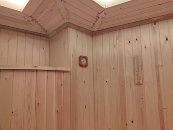 cappadocia ennar cave and swimming pool hot