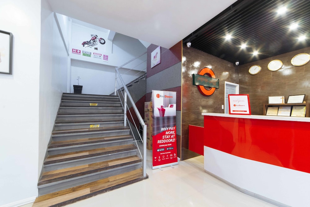 reddoorz plus near sm lanang davao