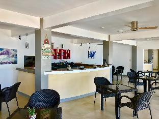 sunset cove beach and dive resort