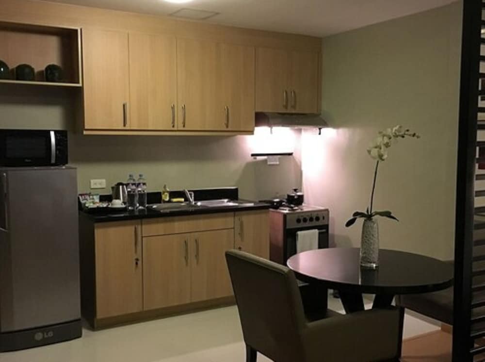 avant serviced suites